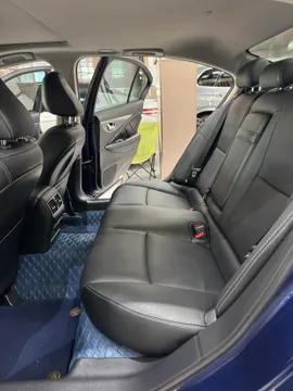 Infiniti Q50L