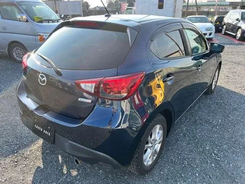 Mazda Mazda2 (Demio)