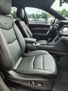 Cadillac XT6
