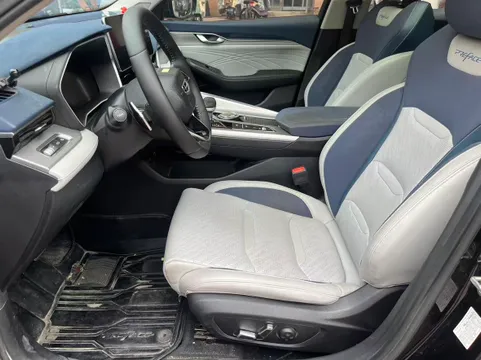 Geely Preface (Xingrui)
