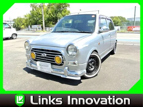 Daihatsu Mira Gino