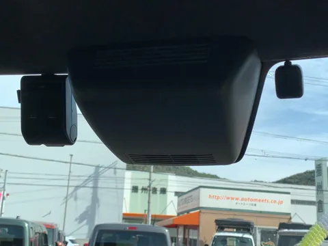 Toyota Pixis Mega