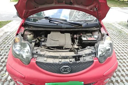 BYD F0