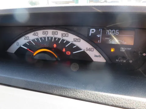 Toyota Pixis Mega