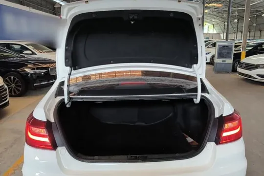 Geely Vision