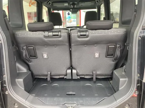 Toyota Pixis Mega