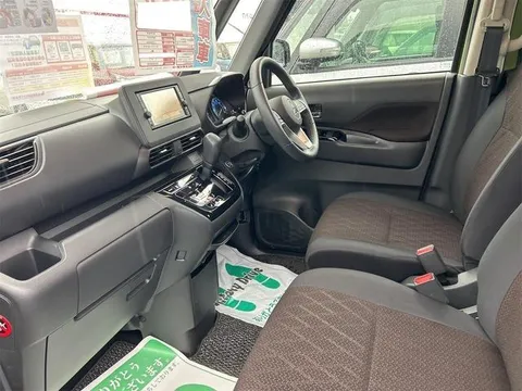 Mitsubishi eK X Space