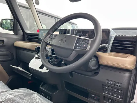 Mitsubishi Delica Mini