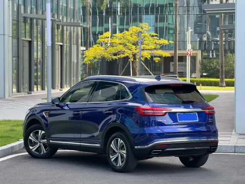 Hongqi HS5