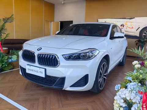 BMW X2