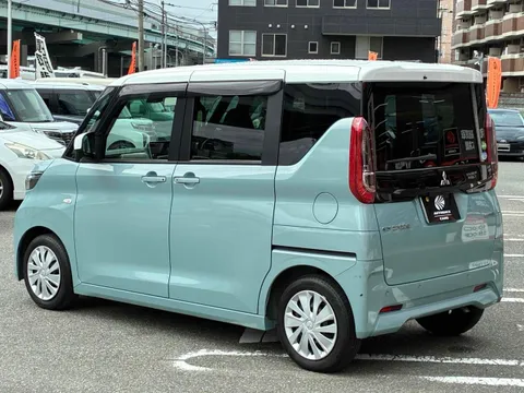 Mitsubishi eK Space