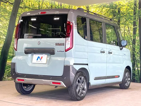 Suzuki Spacia Gear