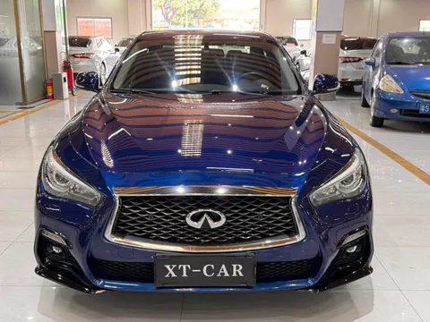 Infiniti Q50L