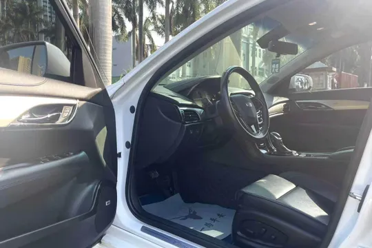 Cadillac ATS-L