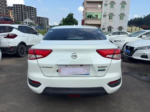 Nissan Bluebird