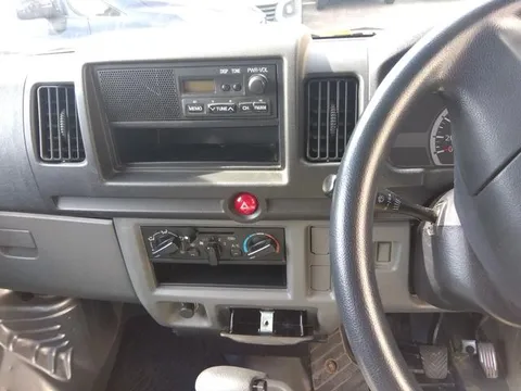 Mitsubishi Minicab Van