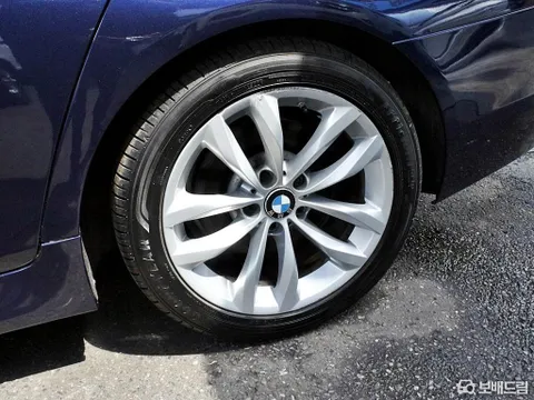 BMW 5