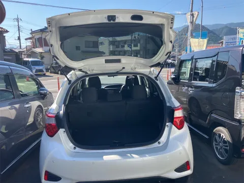Toyota Yaris (Vitz)