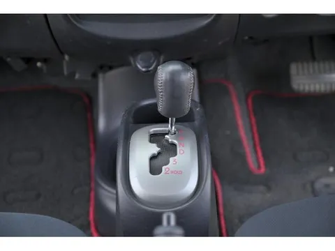 Mitsubishi I