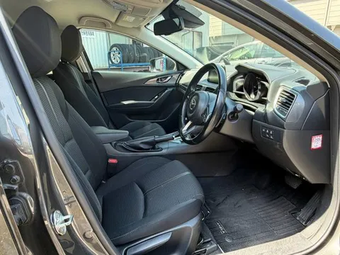 Mazda Axela Sport