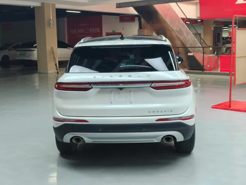 Lincoln Corsair