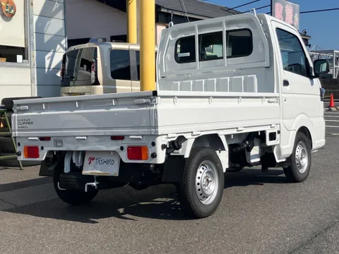 Nissan Clipper Truck