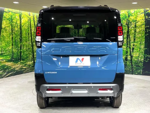 Mitsubishi Delica Mini