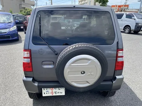 Nissan KIX