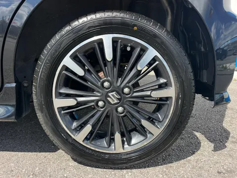 Suzuki Spacia Custom
