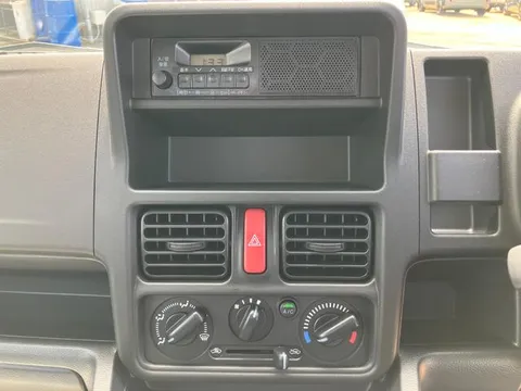 Nissan Clipper Truck