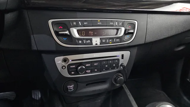 Renault SM3