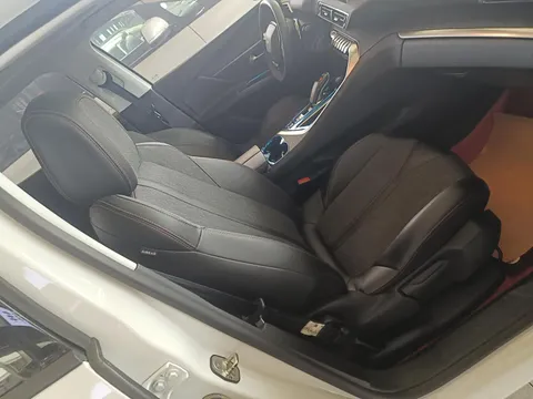 Peugeot 4008