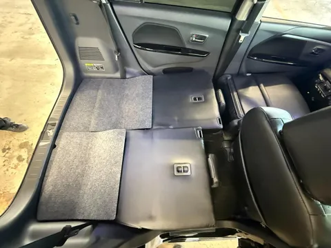 Suzuki Wagon R Stingray
