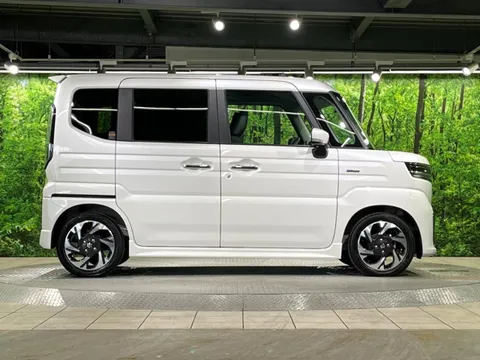 Suzuki Spacia Custom