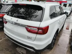 Hongqi HS7