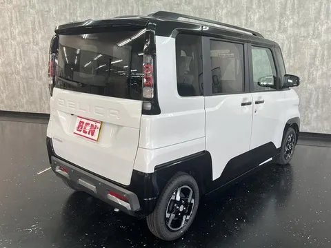 Mitsubishi Delica Mini