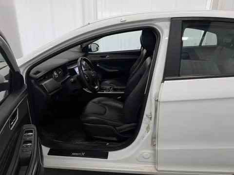 Chery Arrizo 5