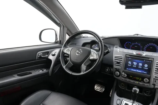 SsangYong Stavic (Korando Turismo)