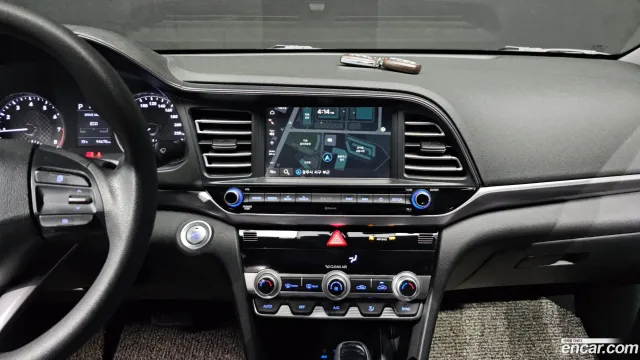 Hyundai Elantra (Avante)