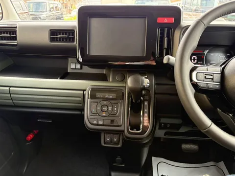 Suzuki Spacia Gear