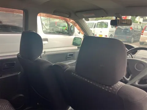 Nissan Otti