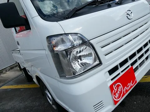 Mazda Scrum Truck