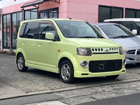 Nissan Otti