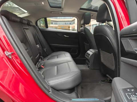 Jaguar XEL