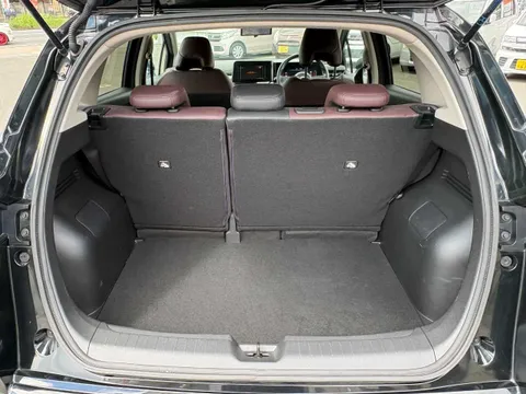Nissan Note Aura