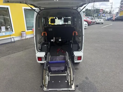 Nissan Clipper Rio