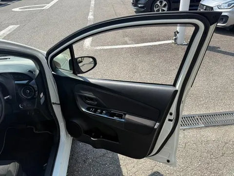 Toyota Yaris (Vitz)