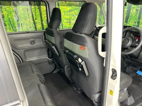 Suzuki Spacia Gear