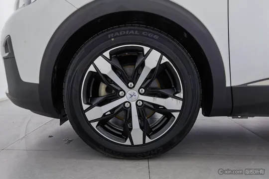 Peugeot 4008