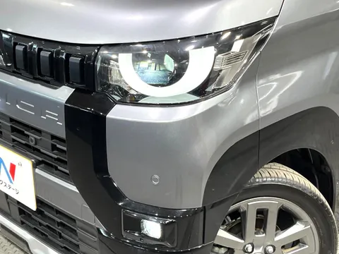 Mitsubishi Delica Mini